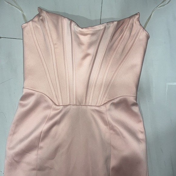 House of CB gown - Picture 2 of 3